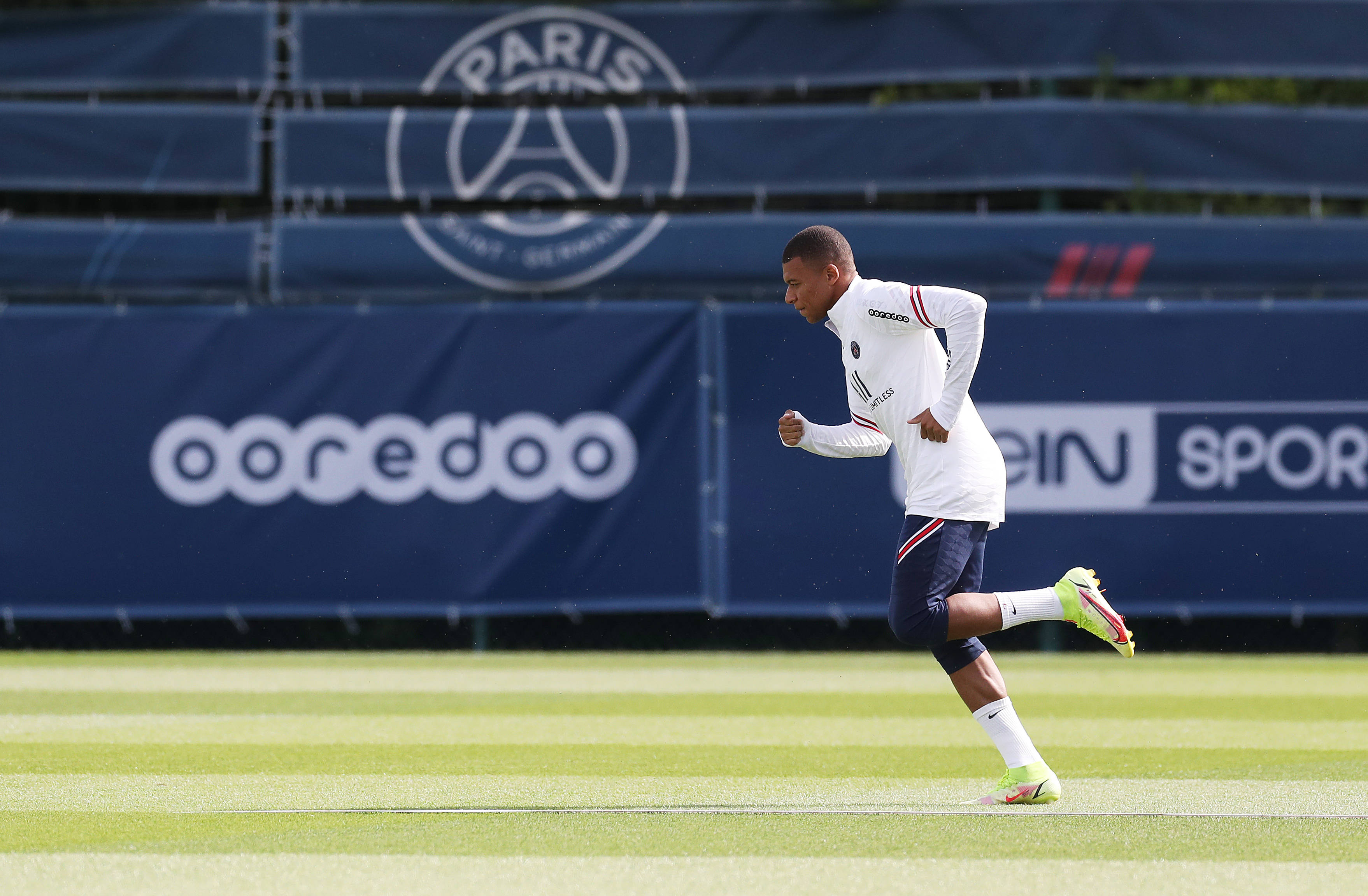 雷霆成为史上第四支赛季前22场拿下21胜1负的球队